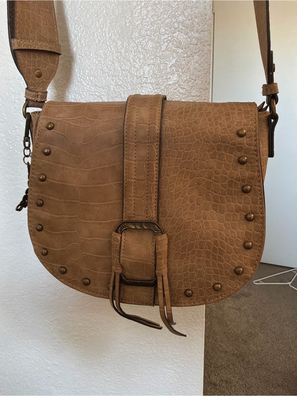 Jessica Simpson Tan Croc-Embossed Studded Saddle Crossbody Bag